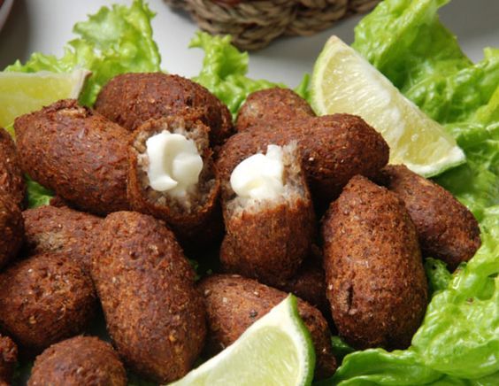 Kibe Recheado: Fiz esse kibe e a galera pensou que era de restaurante árabe!