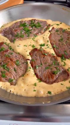 Bife com Molho de Creme: Vai Te Fazer Raspar o Prato!